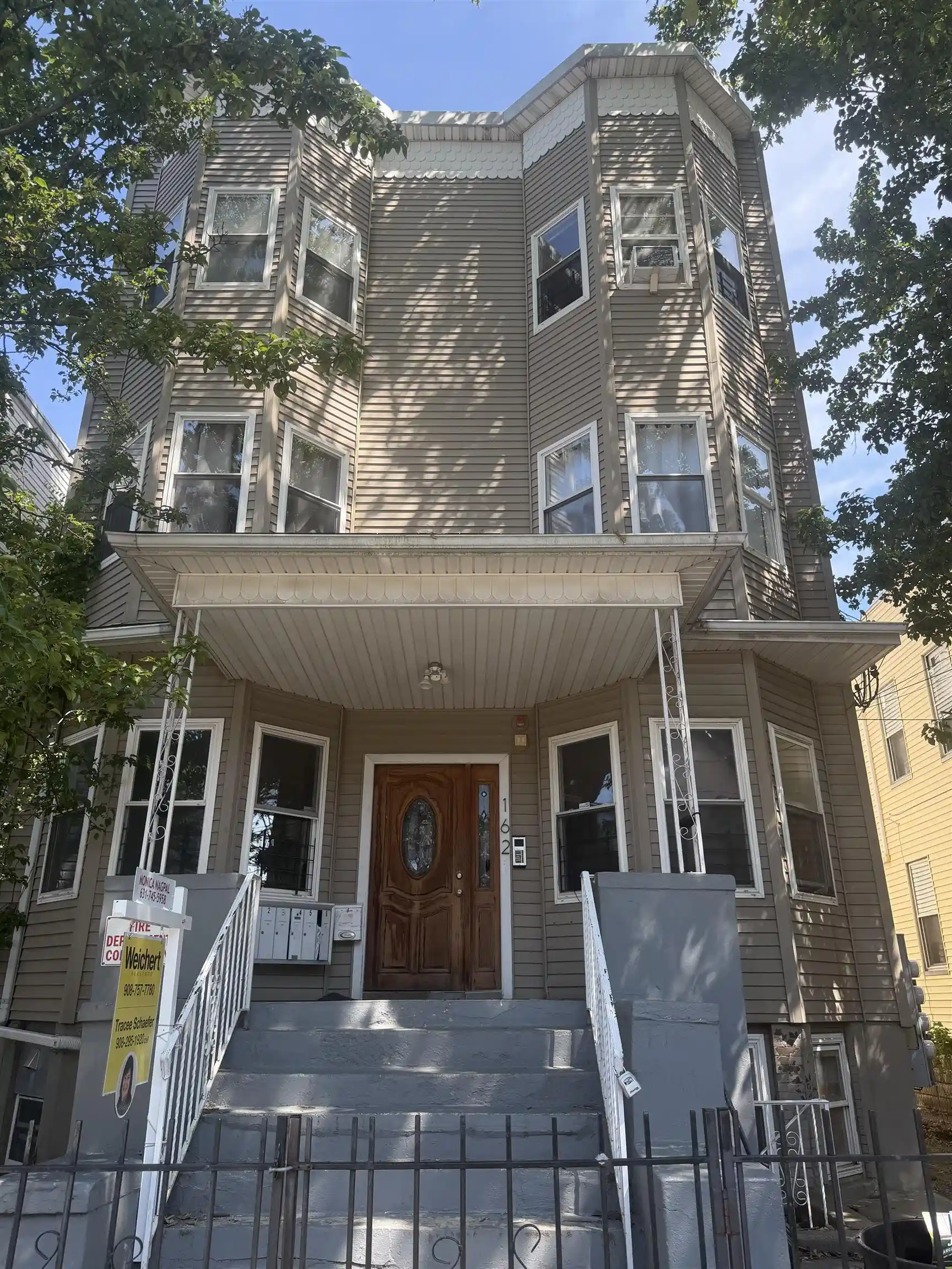 162-clerk-st-1-jersey-city-nj-07305/hzid_c01ac13f