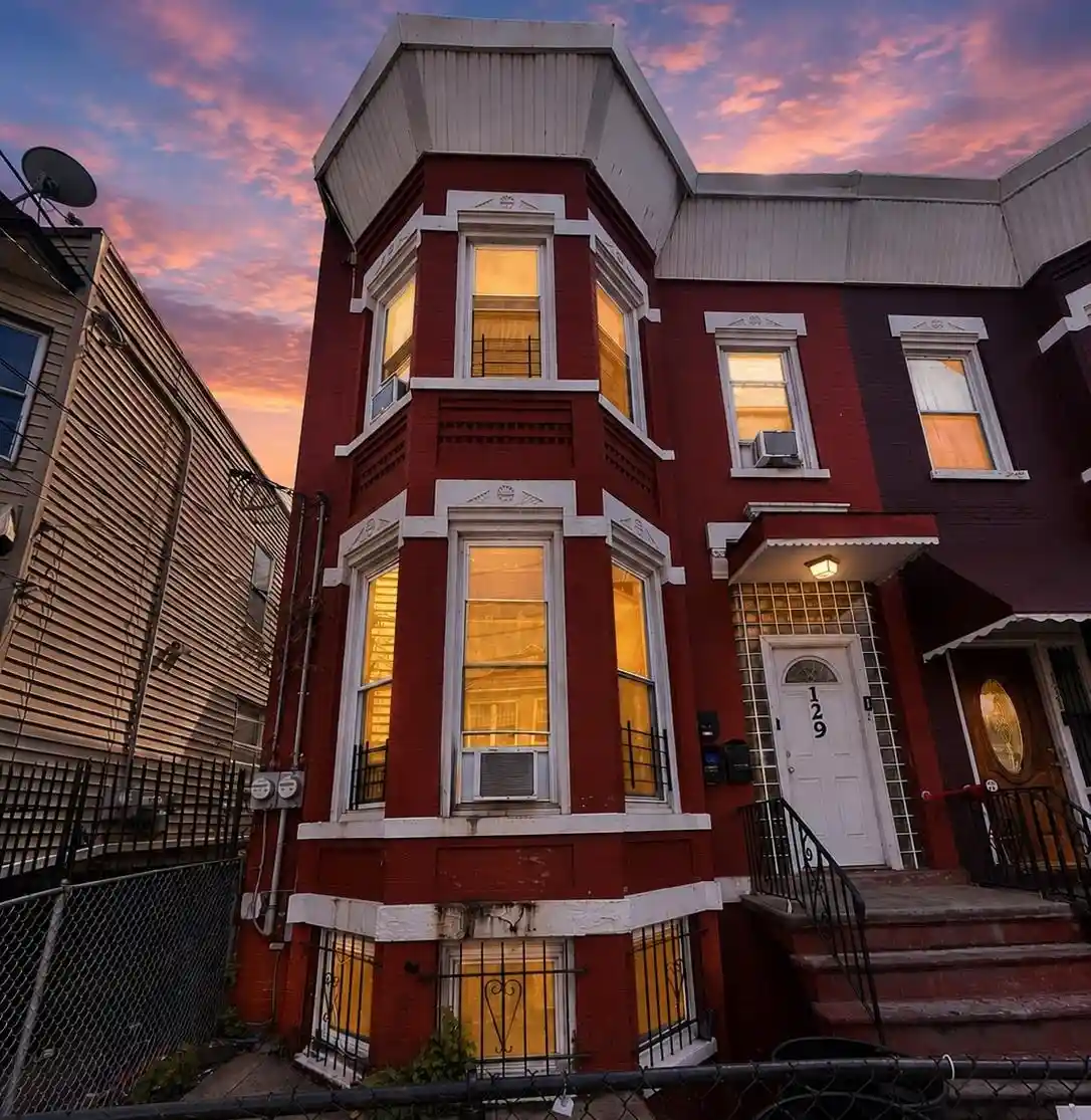 129-kearney-ave-jersey-city-nj-07305/hzid_c8e93590