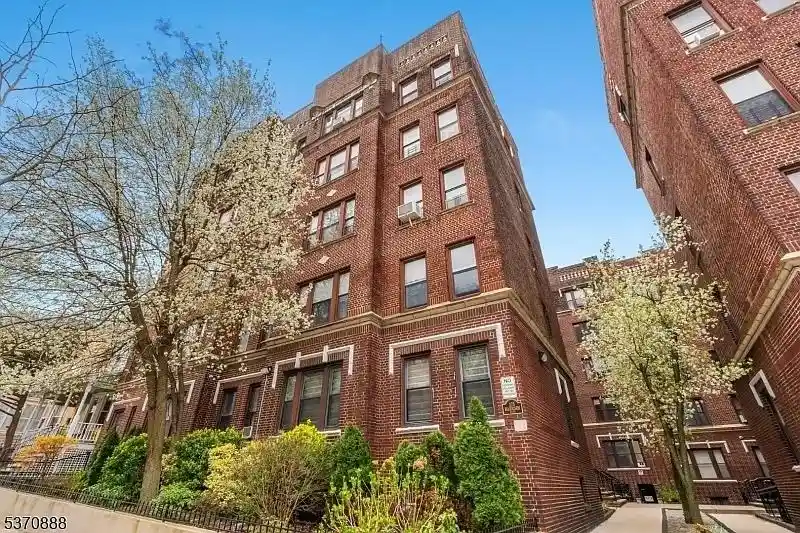 275-harrison-ave-b1-jersey-city-nj-07304/hzid_bae474b4