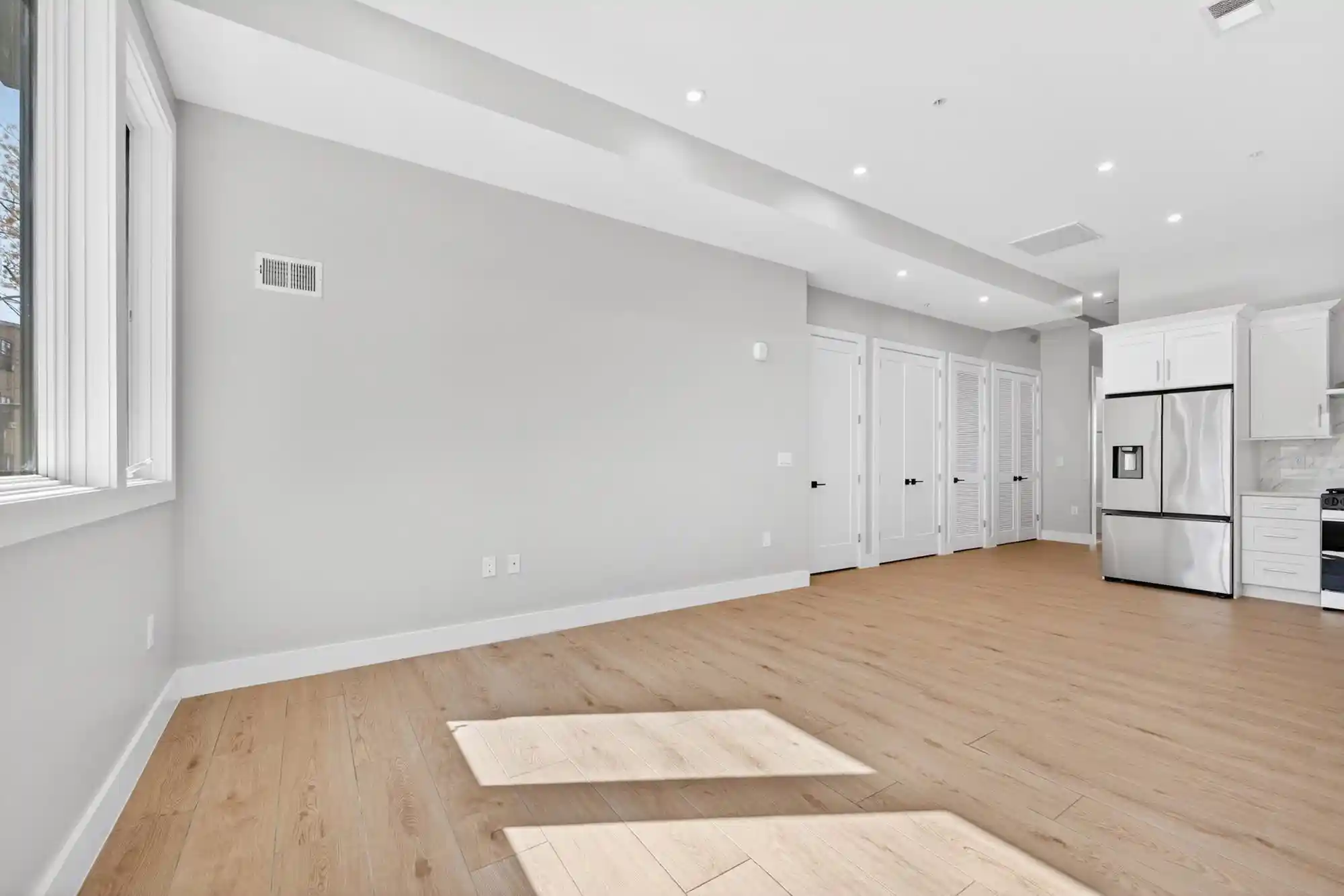 126-de-kalb-ave-a-jersey-city-nj-07306/hzid_ab32426c