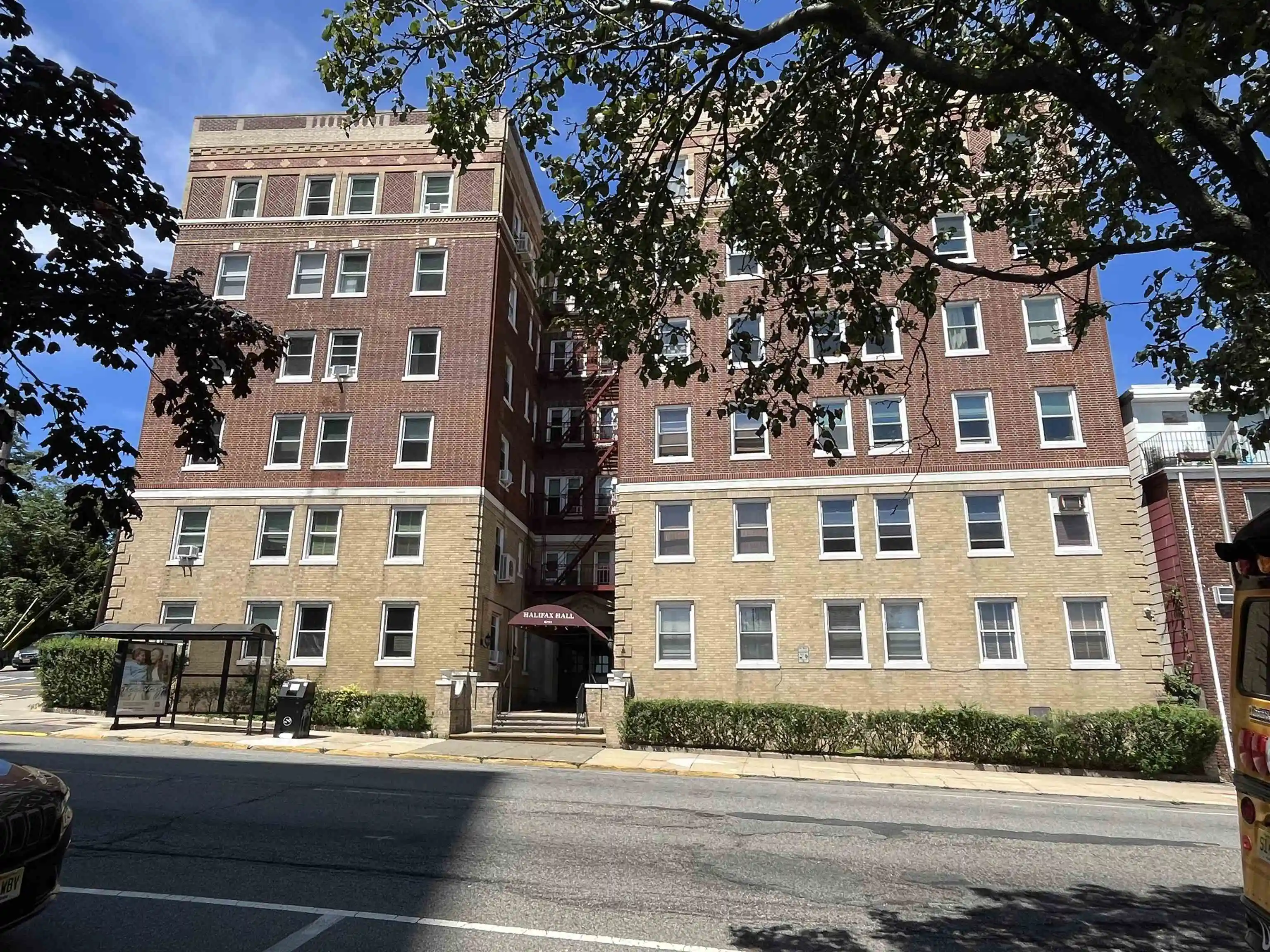 6701-boulevard-e-c8-west-new-york-nj-07093/hzid_2e497afa