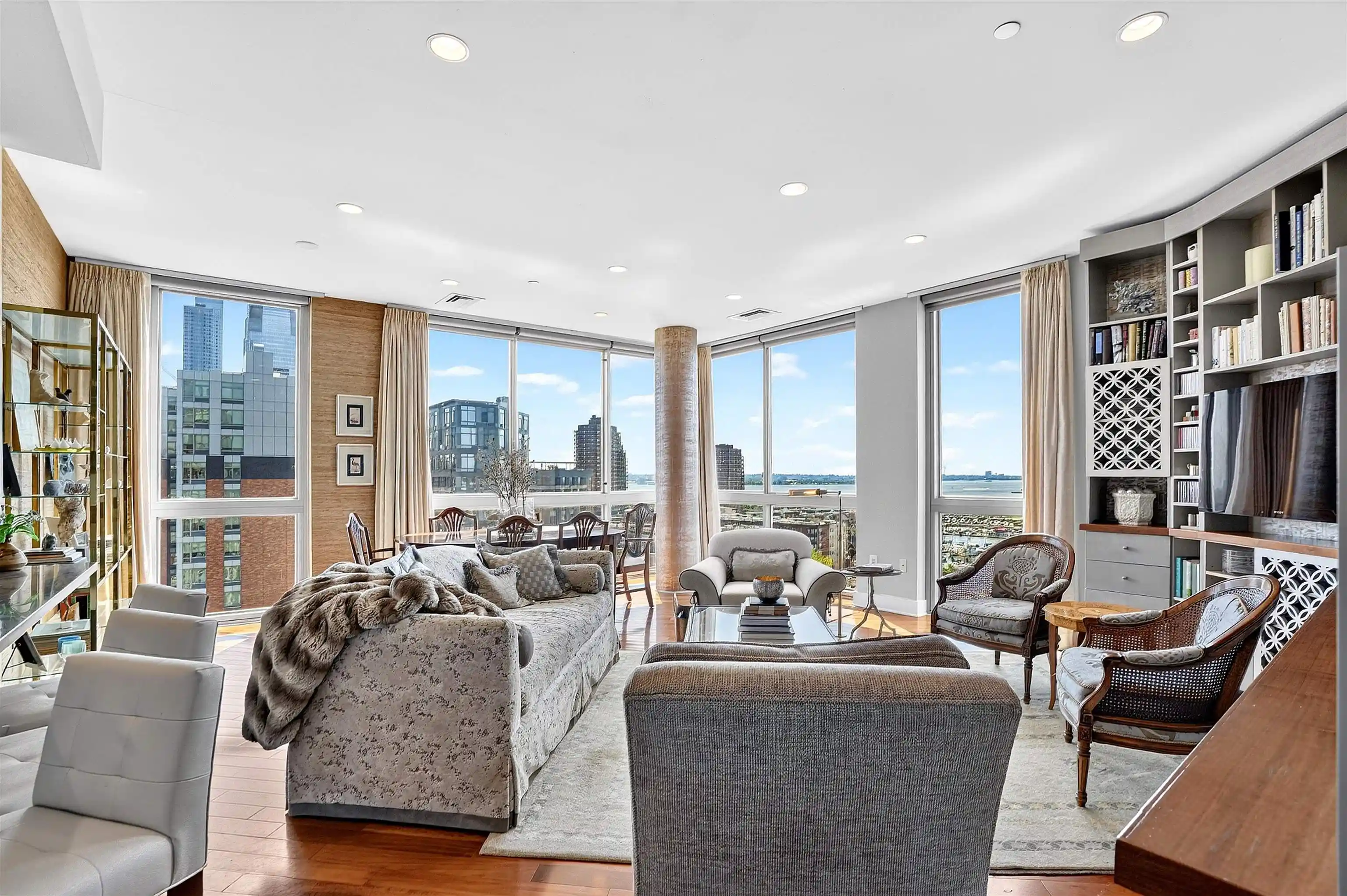201-luis-m-marin-blvd-1211-jersey-city-nj-07302/hzid_1361c2bc