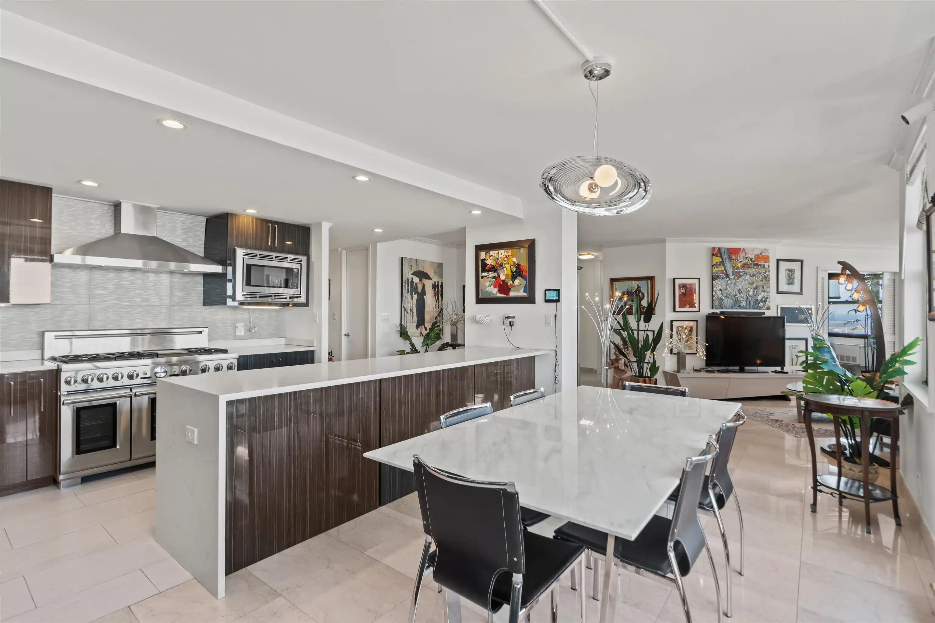 7004-blvd-east-44b-guttenberg-nj-07093/hzid_da7afcb1