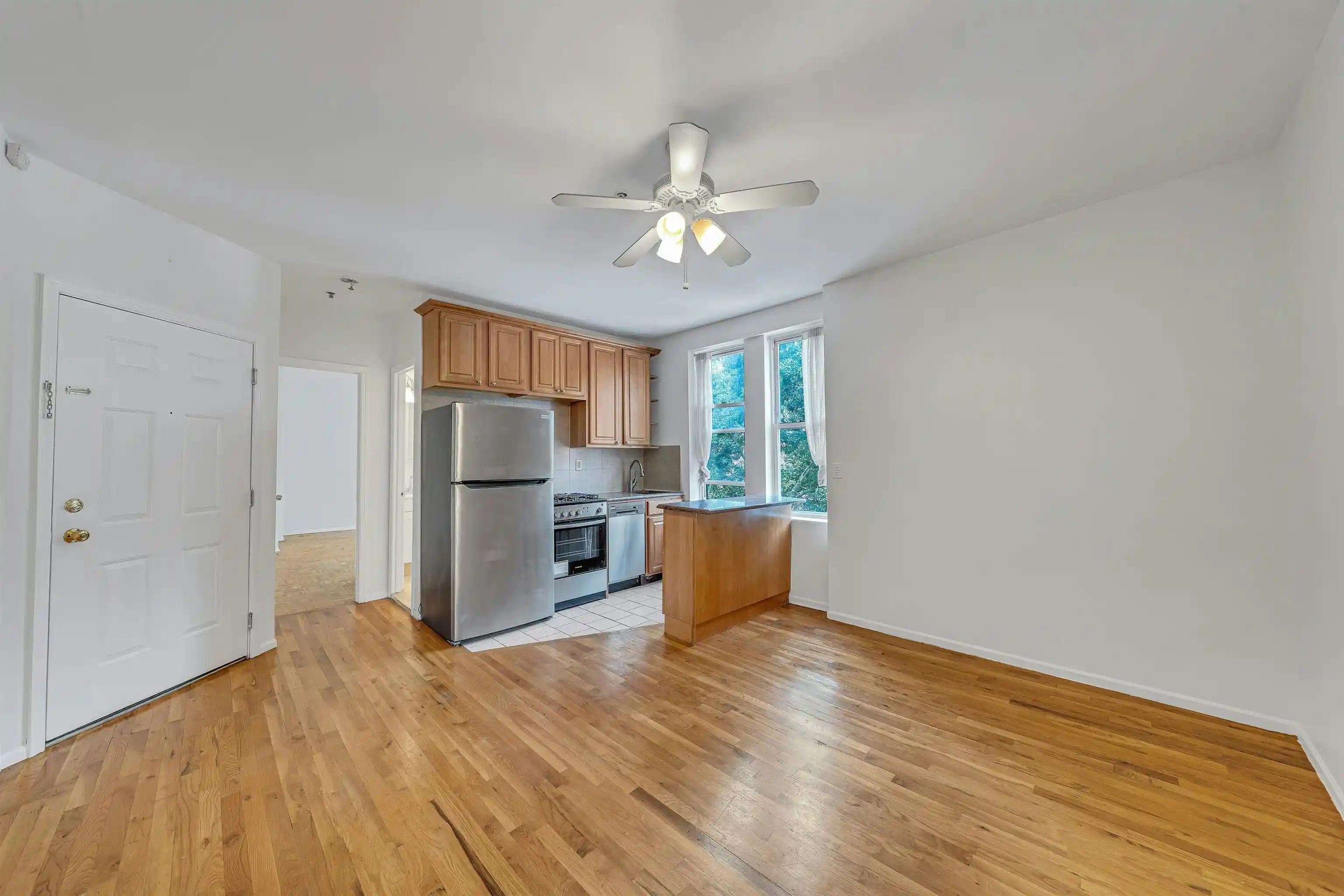 734-adams-st-4c-hoboken-nj-07030/hzid_5f7f4e24