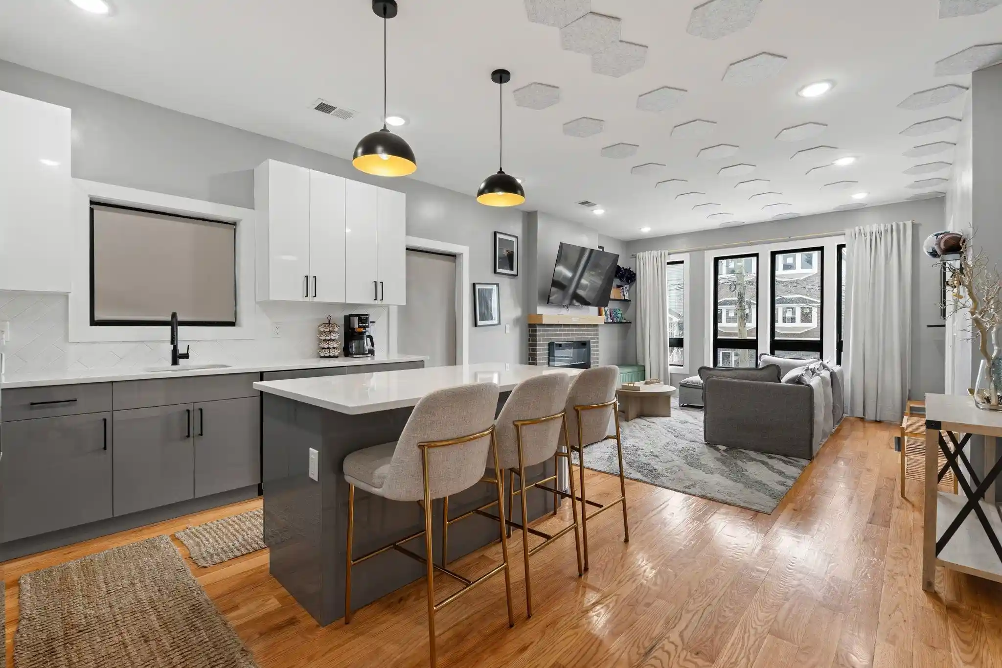 246-clinton-ave-jersey-city-nj-07304/hzid_ab794b5b
