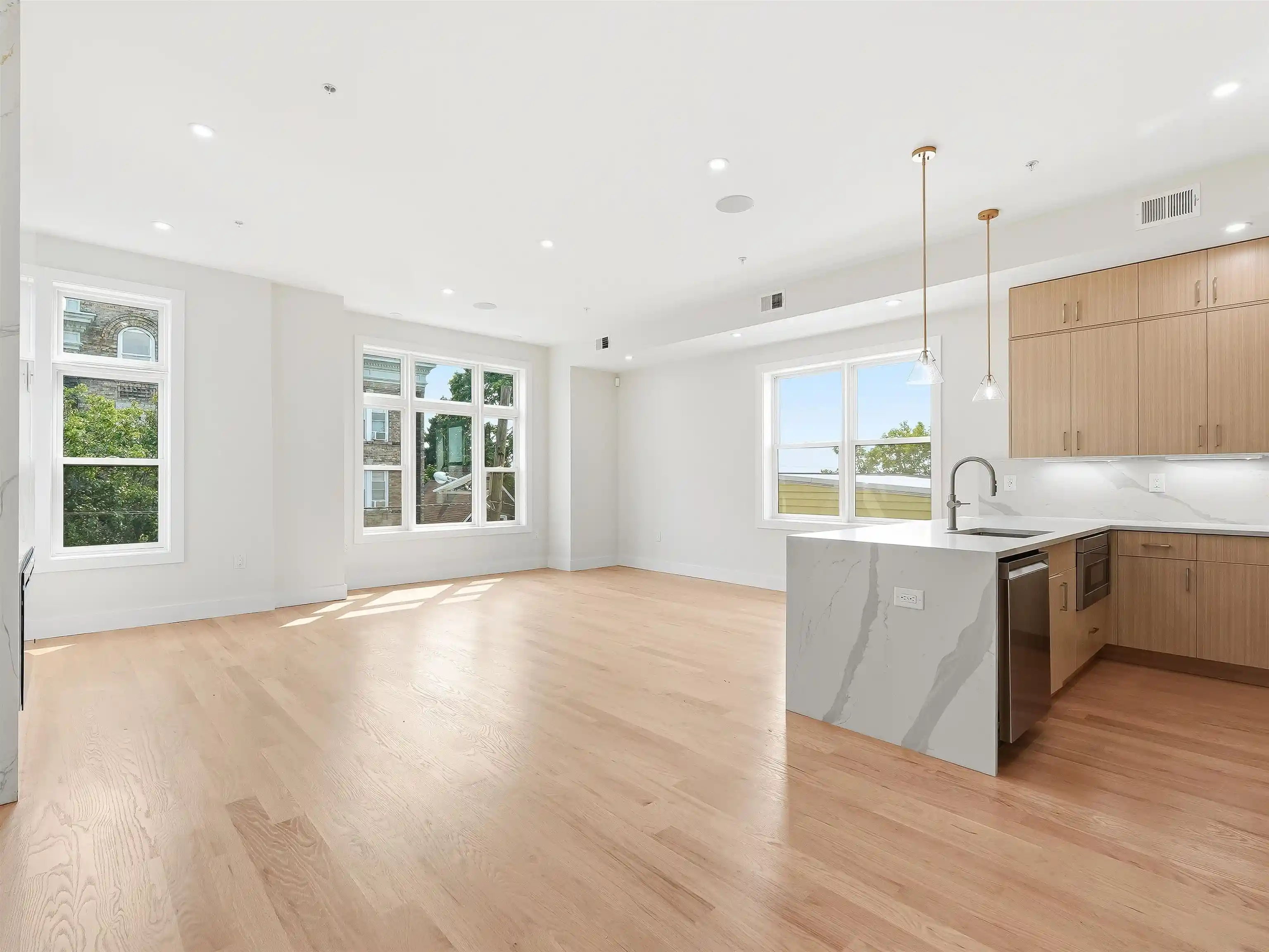 152-bleecker-st-3-jersey-city-nj-07307/hzid_7c0f986f