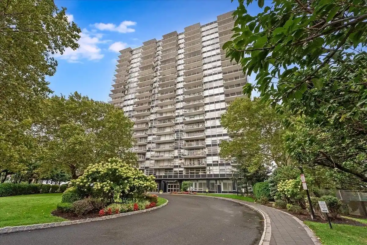 6050-kennedy-blvd-15g-west-new-york-nj-07093/hzid_931cbec5