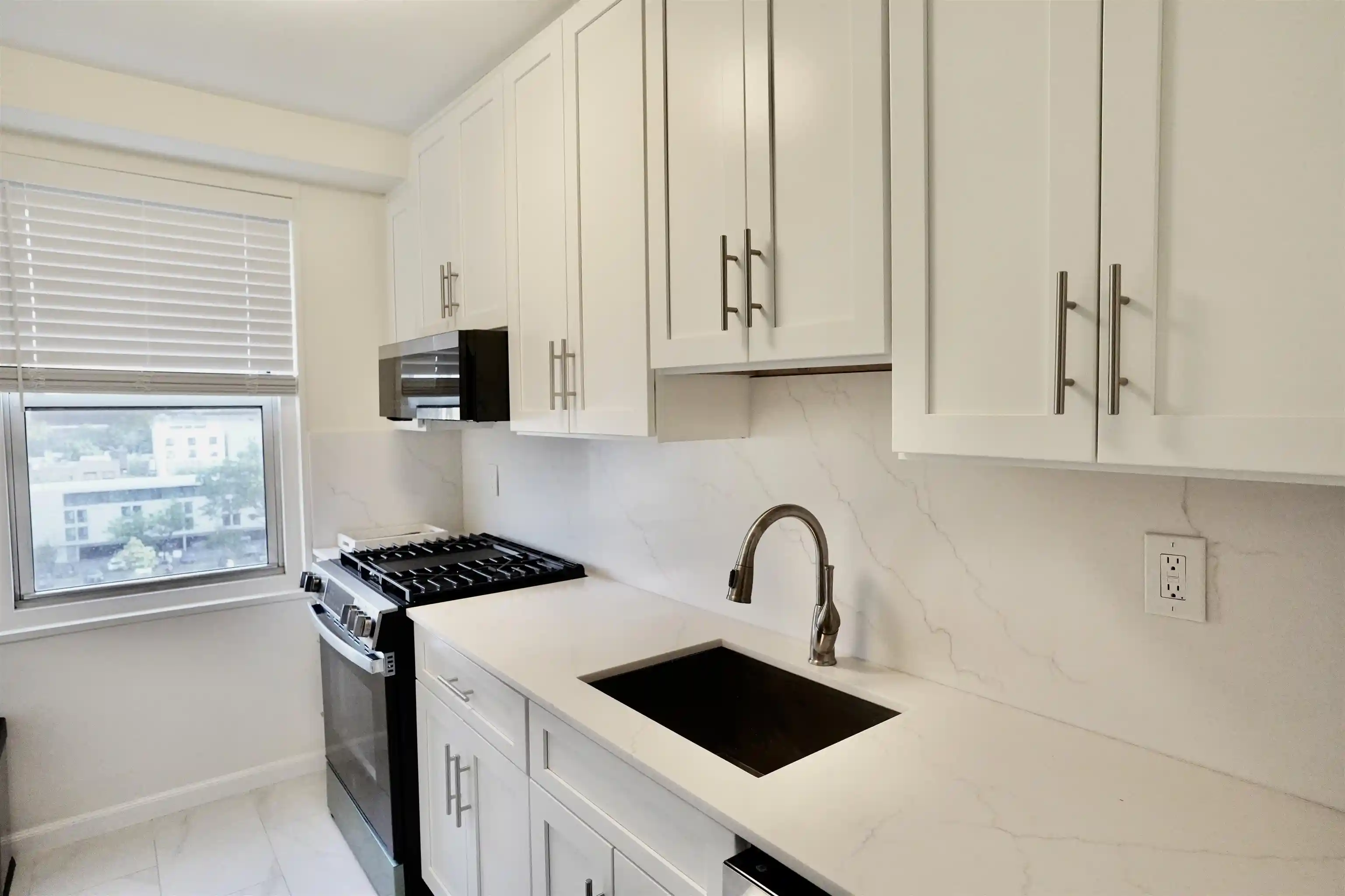 225-st-pauls-ave-8m-jersey-city-nj-07306/hzid_514ccc5a