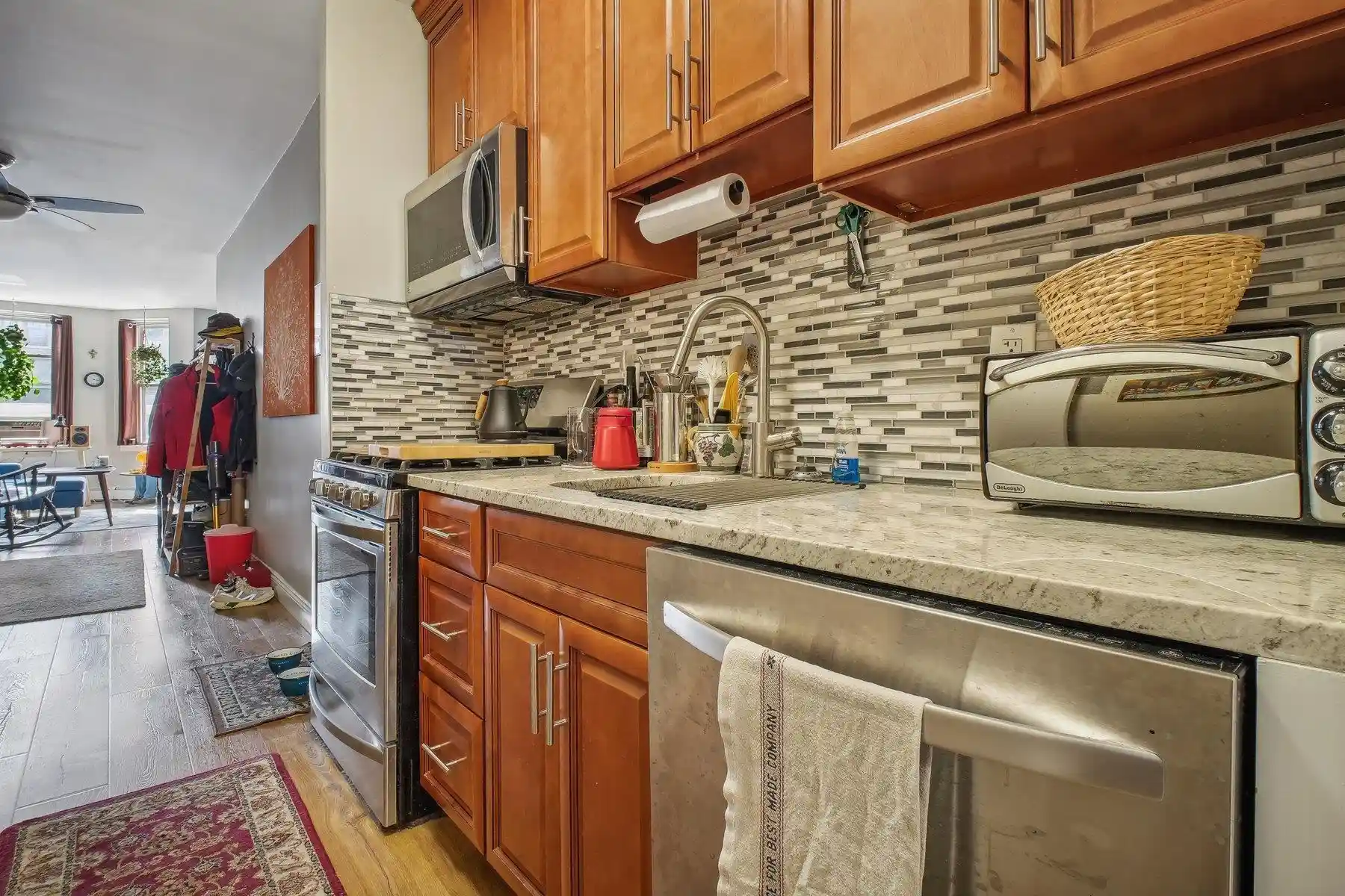 3027-kennedy-blvd-41-jersey-city-nj-07306/hzid_7f2b7e6e