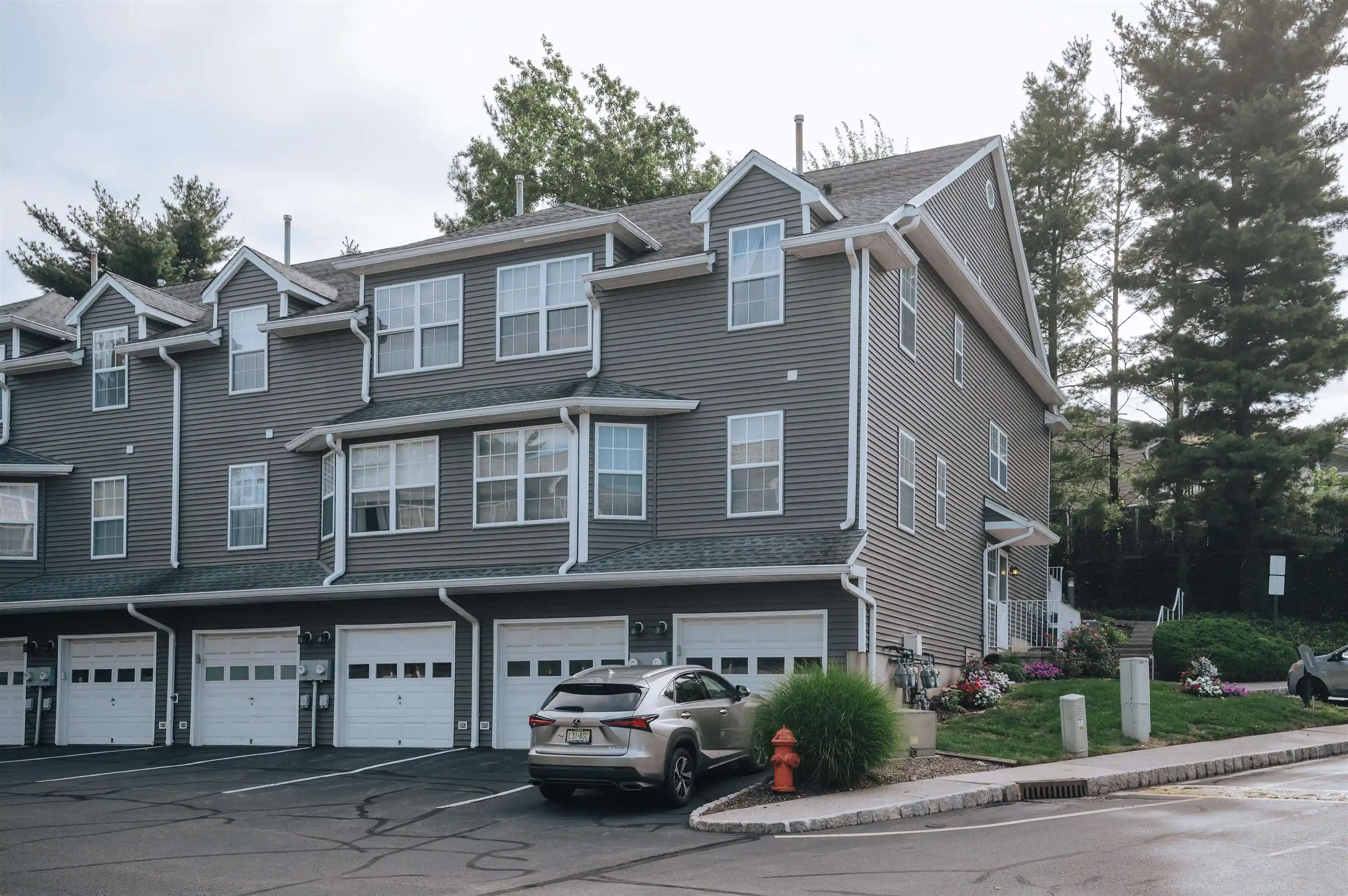 20-s-midland-ave-i2-kearny-nj-07032/hzid_4062bb6b