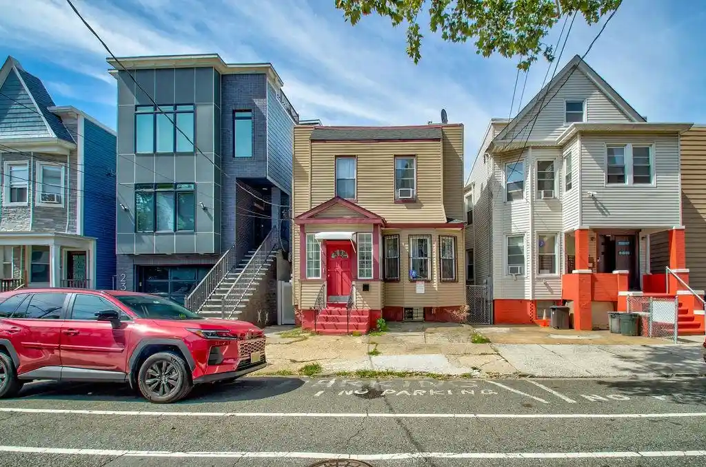 25-romaine-ave-jersey-city-nj-07306/hzid_3238d0e1