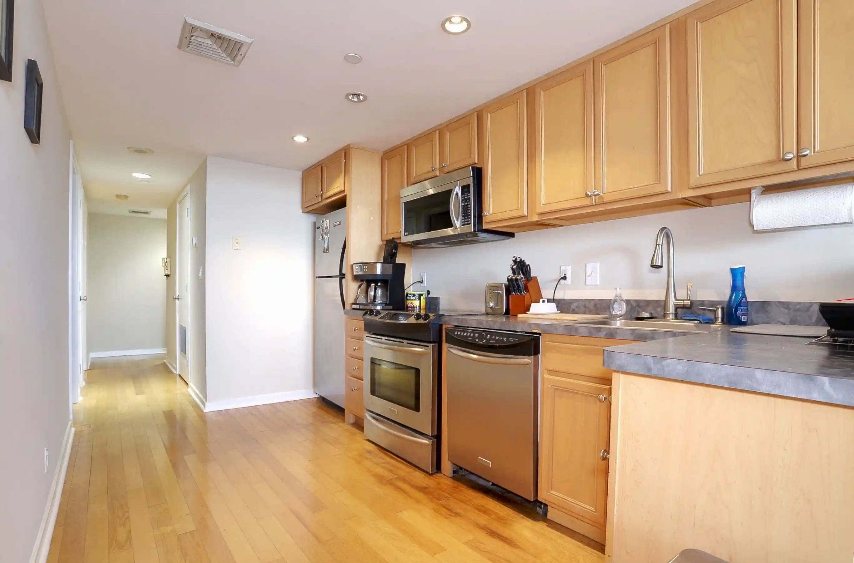 689-luis-m-marin-blvd-707-jersey-city-nj-07310/hzid_6d45550f