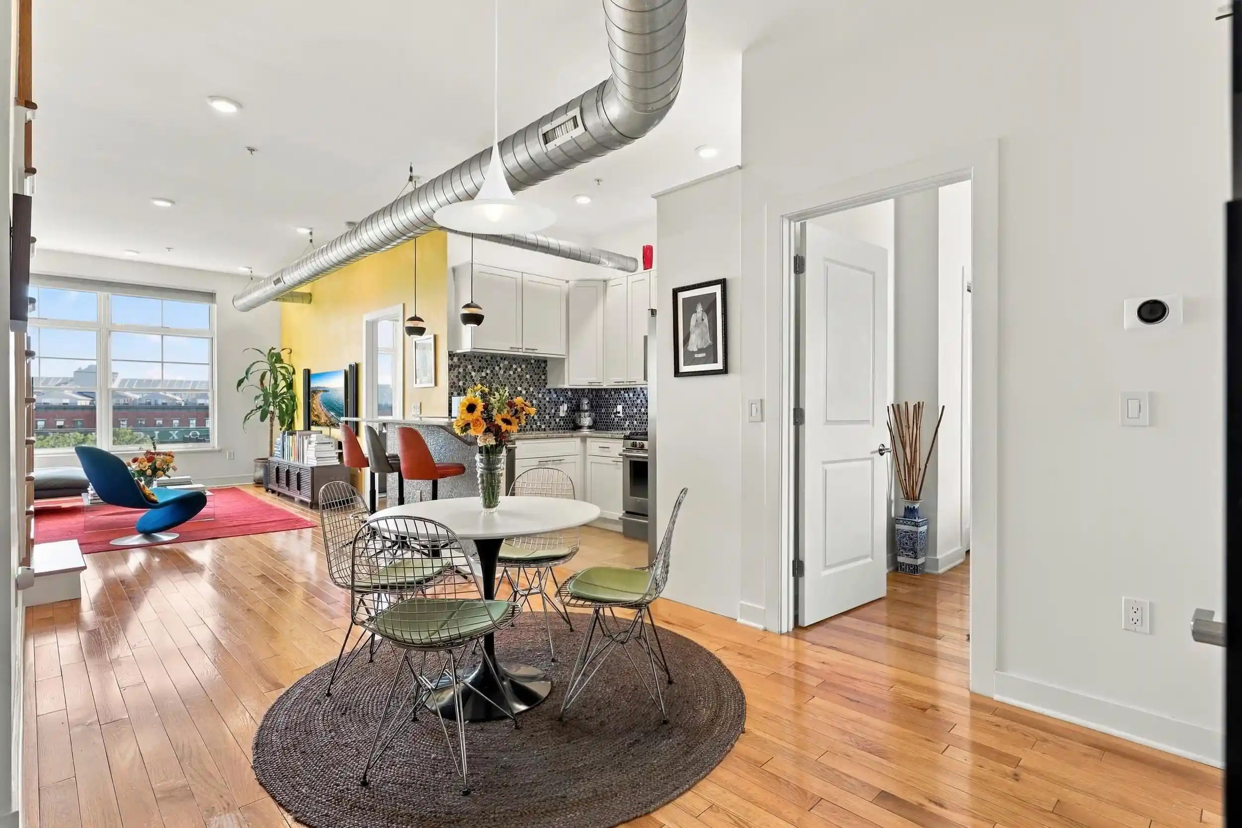 251-newark-ave-5d-jersey-city-nj-07302/hzid_6f5b8e57