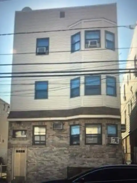 82-prospect-ave-bayonne-nj-07002/hzid_d1f43854