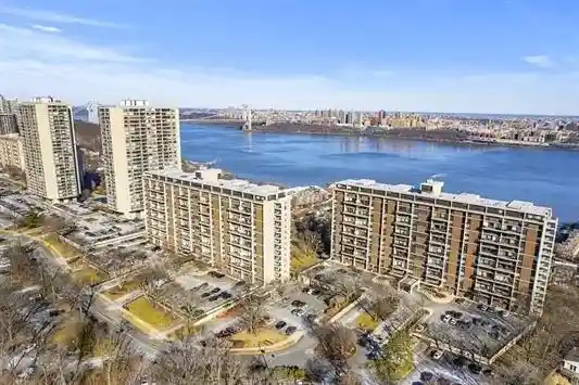 4-horizon-rd-1207-fort-lee-nj-07024/hzid_b5719ffd