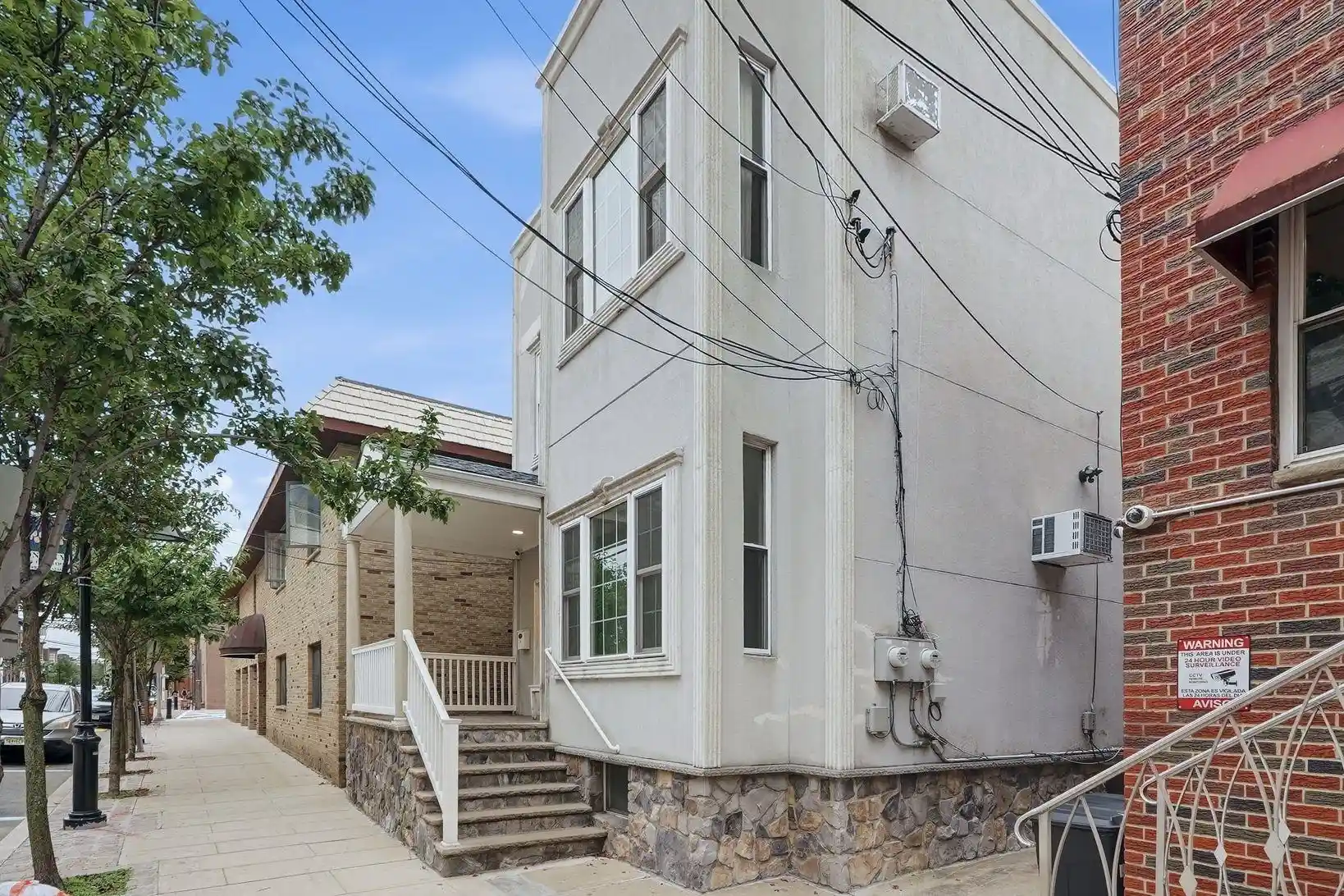 2207-kerrigan-ave-union-city-nj-07087/hzid_f24c8f1a