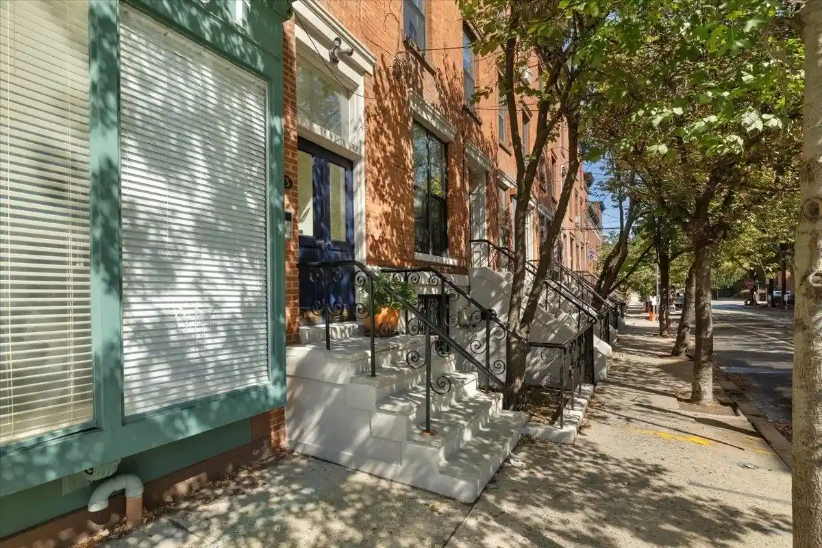 273-monmouth-st-3c-jersey-city-nj-07302/hzid_14924b34