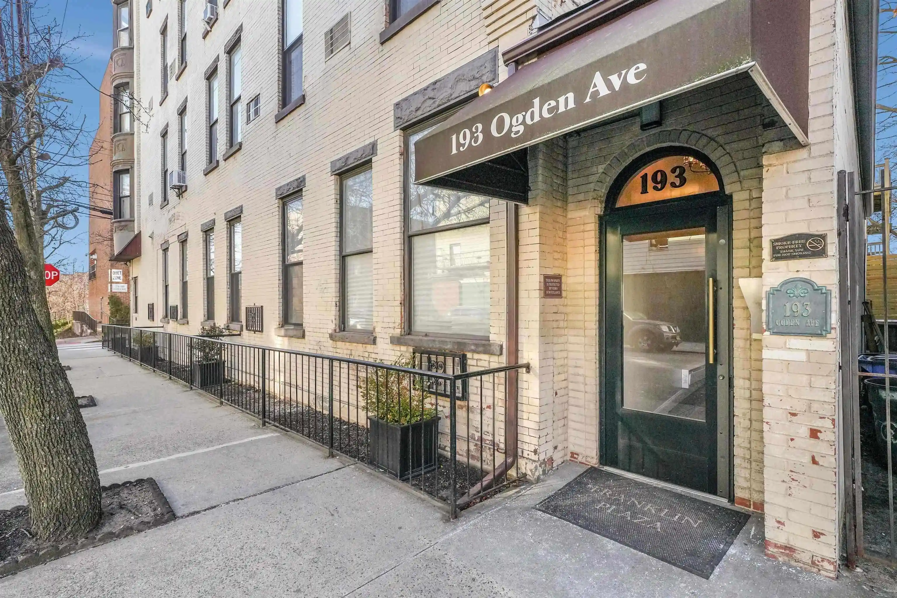 193-ogden-ave-2e-jersey-city-nj-07307/hzid_61a131da