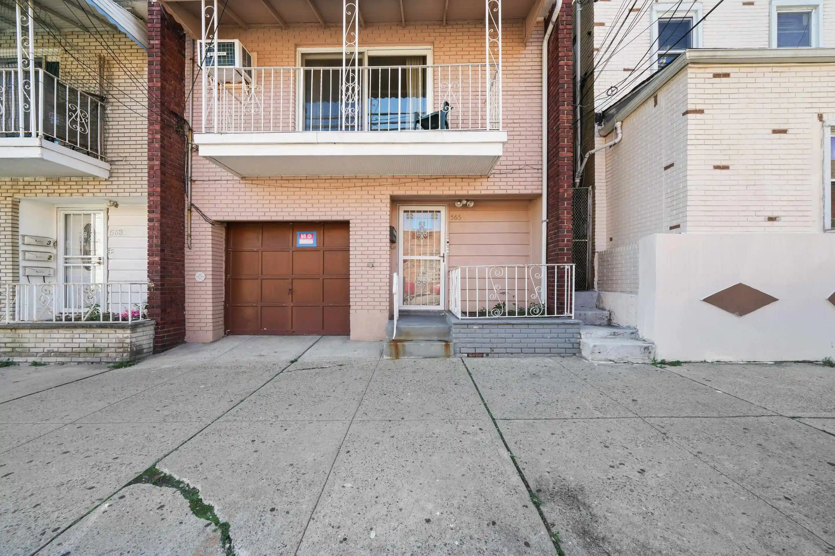 565-61st-street-west-new-york-nj-07093/hzid_88fe9bf9