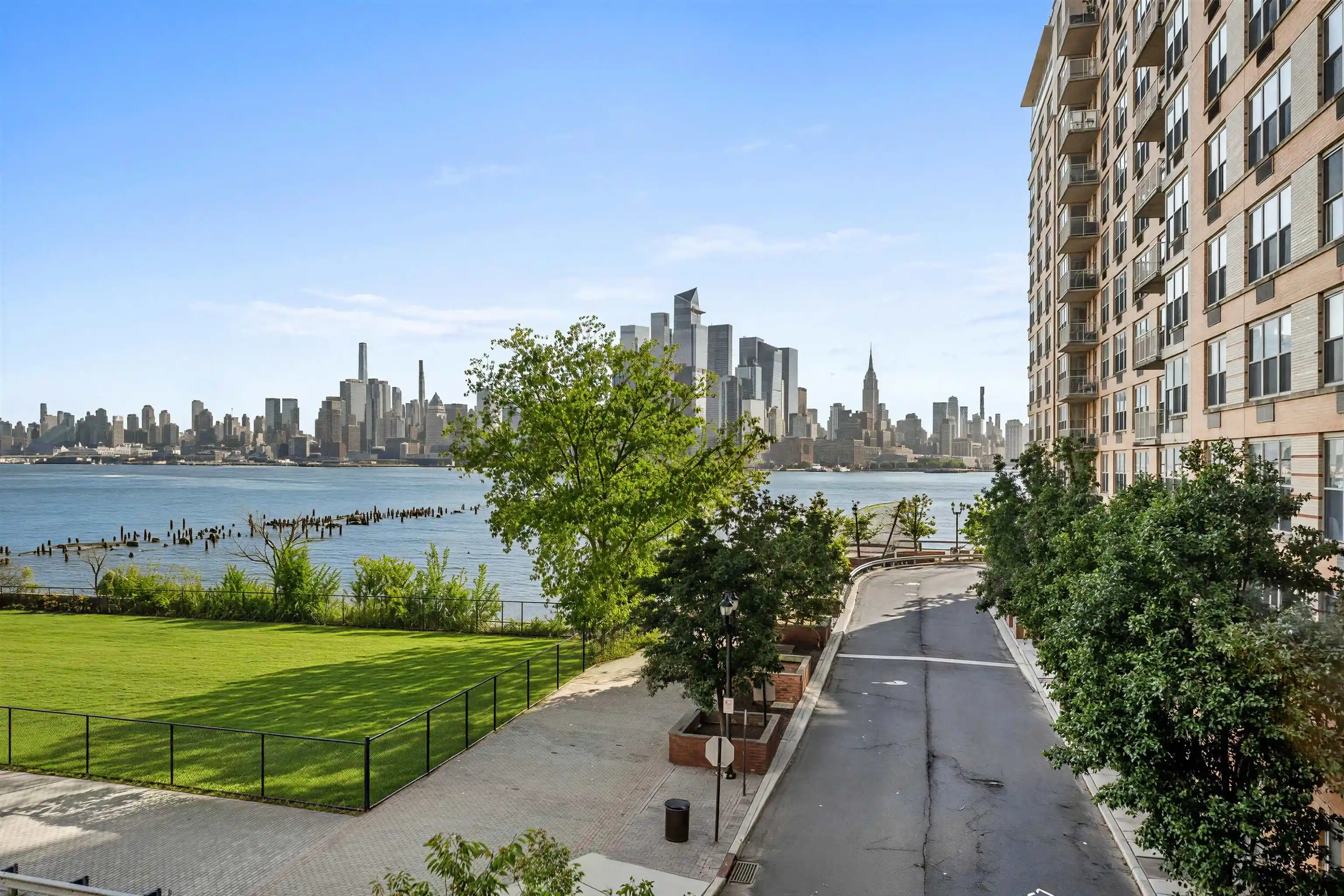 1425-hudson-st-3l-hoboken-nj-07030/hzid_a5b2096b