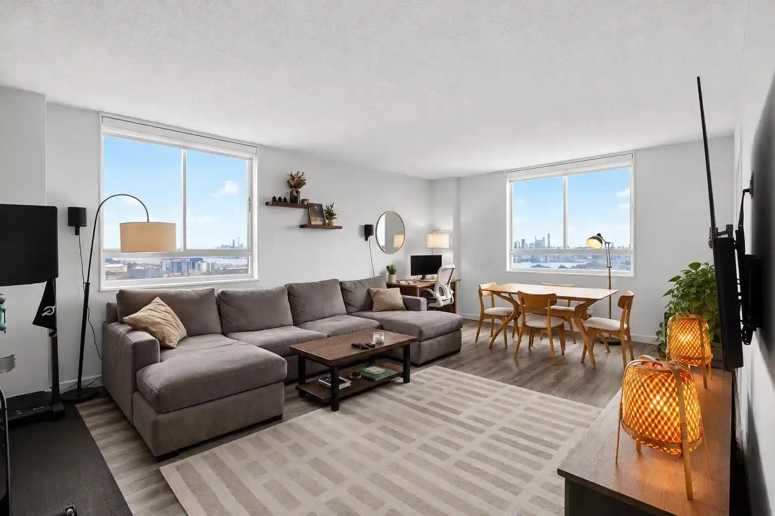100-manhattan-ave-1613-union-city-nj-07087/hzid_6a685cea