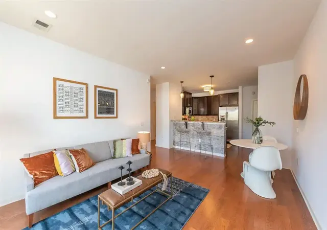 443-2nd-st-315-jersey-city-nj-07302/hzid_8457fae8