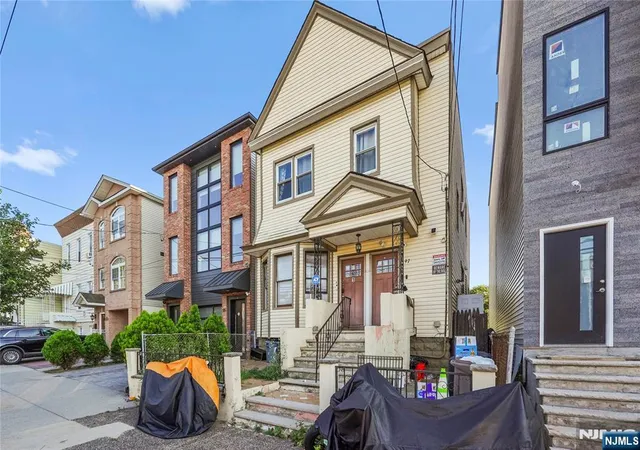 97-thorne-st-jersey-city-nj-07307/hzid_2d0104dc