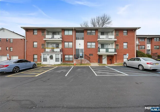1300-rock-north-plainfield-nj-07060/hzid_00973b12