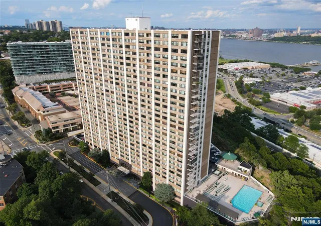 250-gorge-14j-cliffside-park-nj-07010/hzid_09e4b64a
