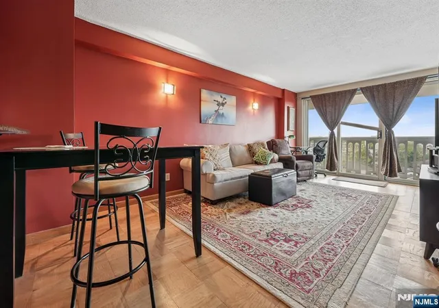 555-north-ave-8w-fort-lee-nj-07024/hzid_3531b24a