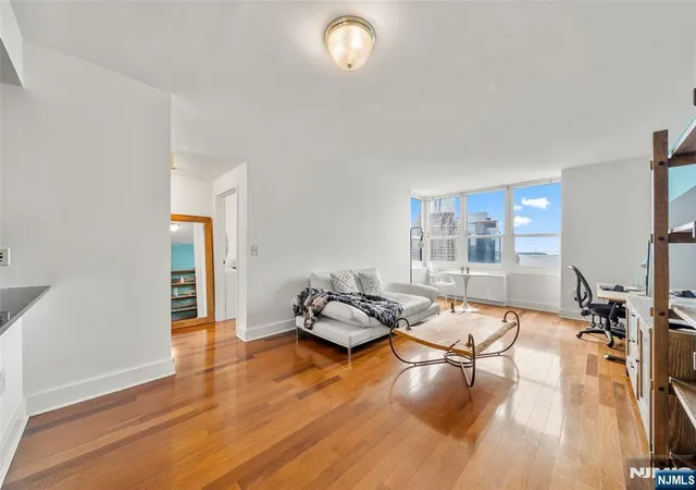 88-morgan-st-4107-jersey-city-nj-07302/hzid_55022750