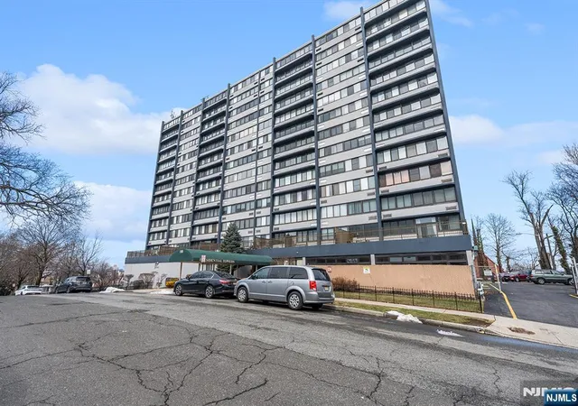 170-lafayette-ave-6a-passaic-nj-07055/hzid_2b4549be
