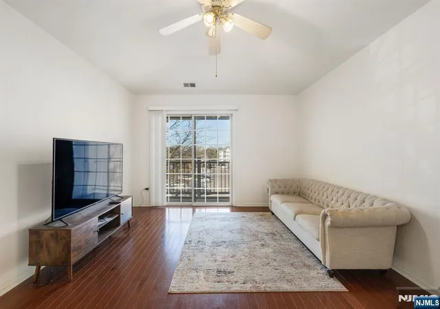 1131-waterford-dr-edison-nj-08817/hzid_0fb415ba