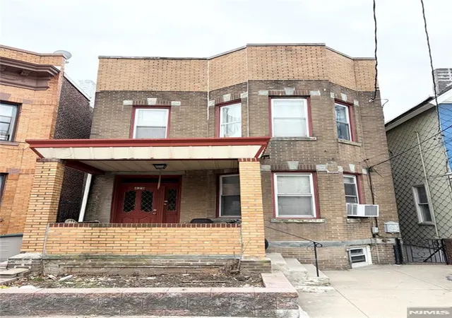 429-65th-street-west-new-york-nj-07093/hzid_7b9d6264