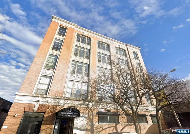 175-broadway-205-paterson-nj-07505/hzid_ad4f11c1