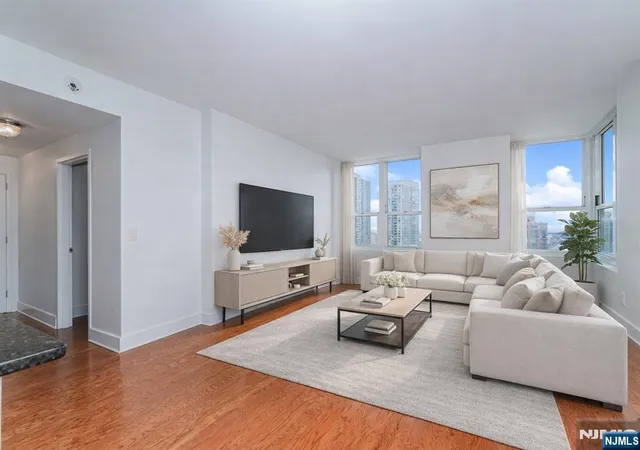88-morgan-st-3701-jersey-city-nj-07302/hzid_b95ba1c4
