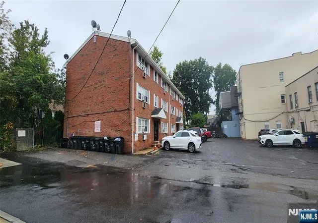 6-alliotts-pl-palisades-park-nj-07650/hzid_78542c11