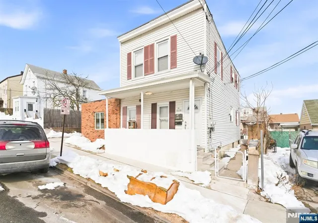 135-dixon-ave-paterson-nj-07501/hzid_c6d464af