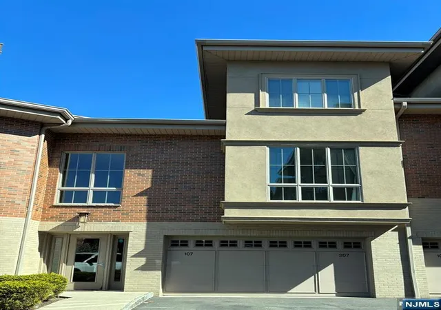 200-laird-ave-107-cliffside-park-nj-07010/hzid_e402065a