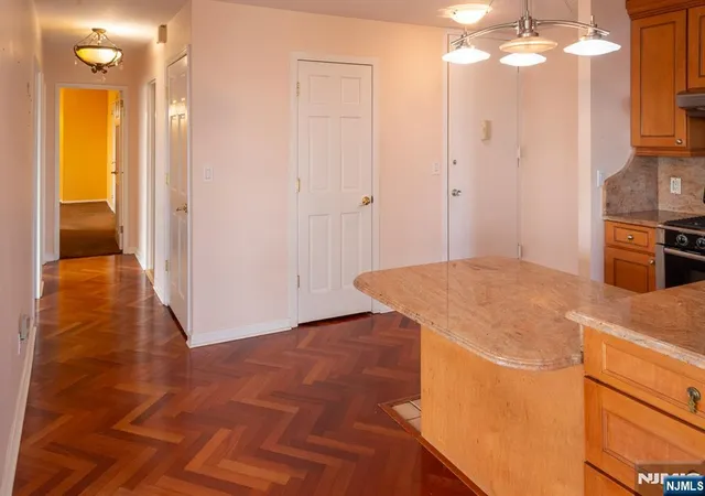 555-north-ave-20f-fort-lee-nj-07024/hzid_1391ff73