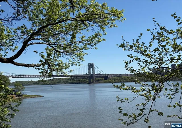 1375-river-rd-1k-edgewater-nj-07020/hzid_20f6e426