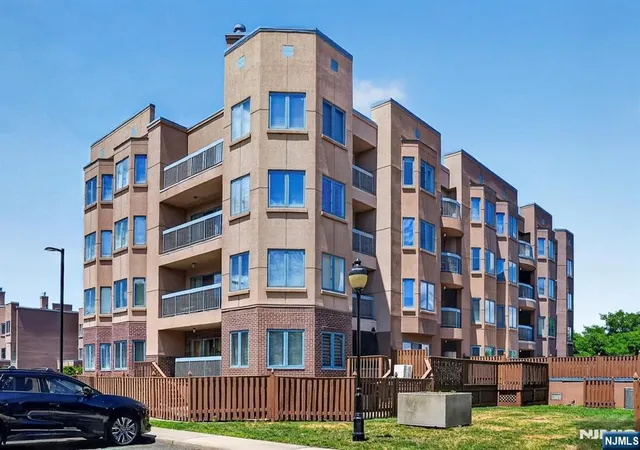 502-livingston-ct-n502-edgewater-nj-07020/hzid_a5a11d8e