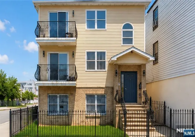 272-274-orange-st-newark-nj-07103/hzid_638506e6