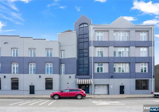 308-310-passaic-ave-402-harrison-nj-07032/hzid_2e35fb5e