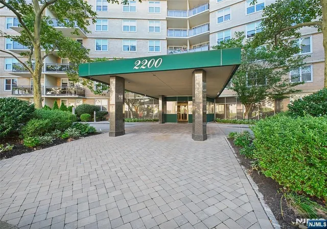 2200-n-central-rd-6u-fort-lee-nj-07024/hzid_a669ad8e