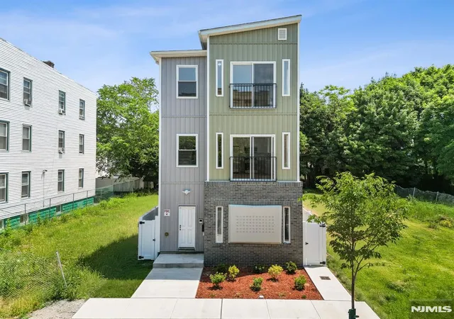 840-s-19th-st-newark-nj-07108/hzid_ecbd8786