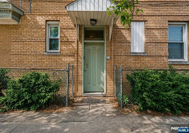 111-mallory-ave-2-jersey-city-nj-07304/hzid_541f7afc