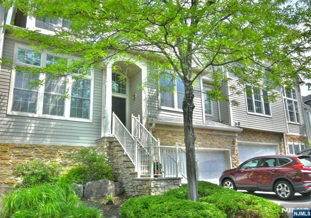 3-skyview-dr-north-haledon-nj-07508/hzid_51e59fc5