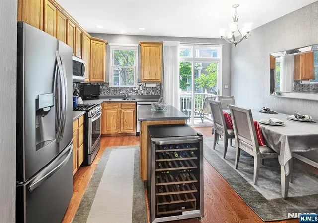 234-price-ct-west-new-york-nj-07093/hzid_6e03bd78