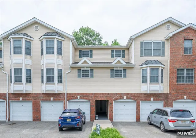 30-08-federal-hill-rd-8-pompton-lakes-nj-07442/hzid_3dddb165